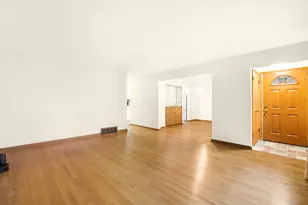 1838 W Plainfield Ave, Milwaukee, WI 53221 - Photo 5