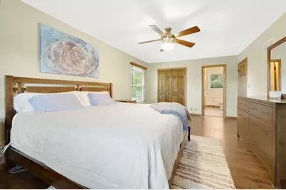 1119 W Fairfield Ct, Glendale, WI 53217 - Photo 13