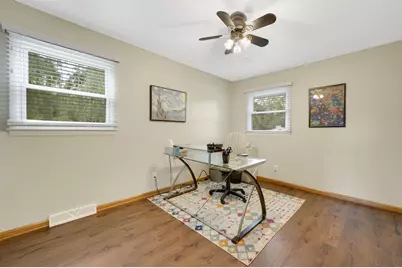 1119 W Fairfield Ct, Glendale, WI 53217 - Photo 21