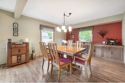 1119 W Fairfield Ct, Glendale, WI 53217 - Photo 5