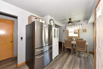 3669 S 81st St, Milwaukee, WI 53220 - Photo 11