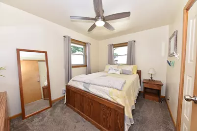3669 S 81st St, Milwaukee, WI 53220 - Photo 13