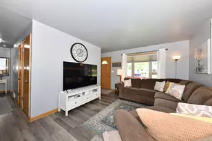 3669 S 81st St, Milwaukee, WI 53220 - Photo 5