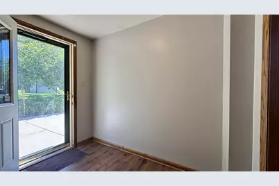 5340 S Maryknoll Dr, New Berlin, WI 53151 - Photo 11