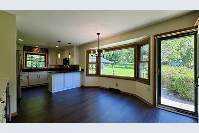 5340 S Maryknoll Dr, New Berlin, WI 53151 - Photo 21