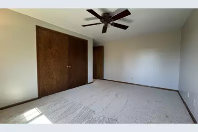 5340 S Maryknoll Dr, New Berlin, WI 53151 - Photo 33