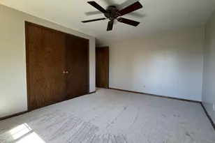 5340 S Maryknoll Dr, New Berlin, WI 53151 - Photo 33