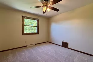 5340 S Maryknoll Dr, New Berlin, WI 53151 - Photo 39