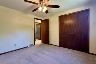 5340 S Maryknoll Dr, New Berlin, WI 53151 - Photo 41