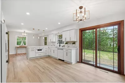 N85W17745  Ann Ave, Menomonee Falls, WI 53051 - Photo 19