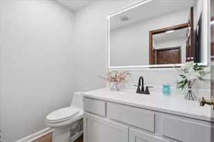 N85W17745 Ann Ave, Menomonee Falls, WI 53051 - Photo 21