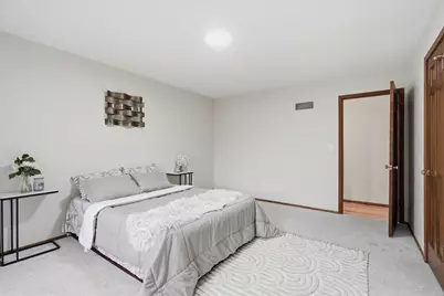 N85W17745  Ann Ave, Menomonee Falls, WI 53051 - Photo 29