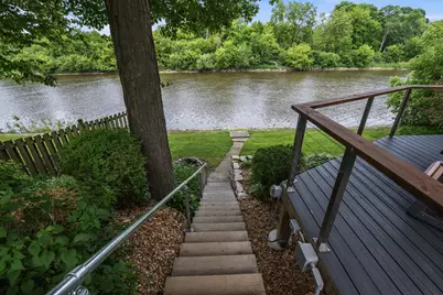 736 W Rock Pl, Glendale, WI 53209 - Photo 9