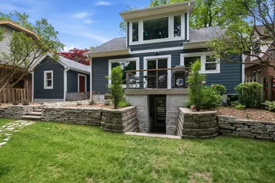 736 W Rock Pl, Glendale, WI 53209 - Photo 3
