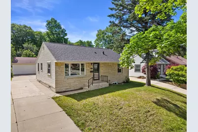 107 N 92nd St, Milwaukee, WI 53226 - Photo 31