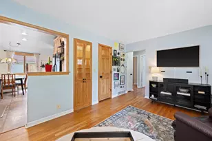 107 N 92nd St, Milwaukee, WI 53226 - Photo 3