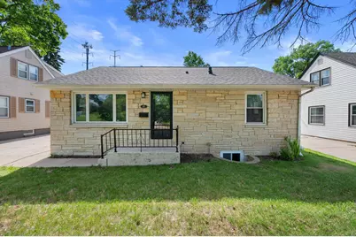 107 N 92nd St, Milwaukee, WI 53226 - Photo 37
