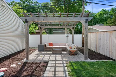 107 N 92nd St, Milwaukee, WI 53226 - Photo 23