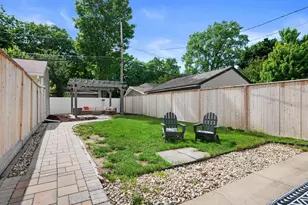 107 N 92nd St, Milwaukee, WI 53226 - Photo 21