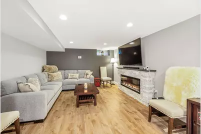 11344 N Lake Shore Dr, Mequon, WI 53092 - Photo 25