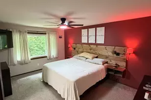 3747 Maplewood Ct, Richfield, WI 53033 - Photo 11