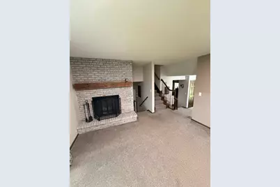 3747  Maplewood Ct, Richfield, WI 53033 - Photo 5