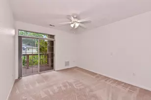 13050 W Bluemound Rd, Elm Grove, WI 53122 - Photo 9