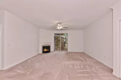 13050 W Bluemound Rd #203, Elm Grove, WI 53122 - Photo 5