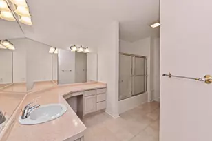 13050 W Bluemound Rd, Elm Grove, WI 53122 - Photo 11