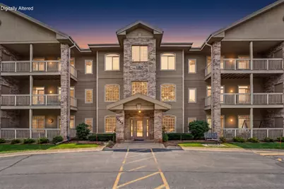 13050 W Bluemound Rd #203, Elm Grove, WI 53122 - Photo 21