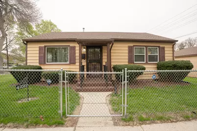 4222 W Hope Ave, Milwaukee, WI 53216 - Photo 11