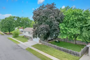 1520 Columbia Ave, Oshkosh, WI 54906 - Photo 21
