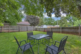 1520 Columbia Ave, Oshkosh, WI 54906 - Photo 23