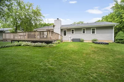 2607  Lancaster Dr, Waukesha, WI 53188 - Photo 23