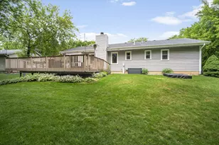 2607 Lancaster Dr, Waukesha, WI 53188 - Photo 23