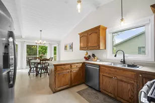 2607 Lancaster Dr, Waukesha, WI 53188 - Photo 17