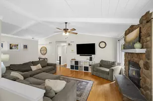 2607 Lancaster Dr, Waukesha, WI 53188 - Photo 19