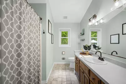 2607  Lancaster Dr, Waukesha, WI 53188 - Photo 13