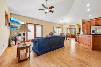 534  Garden Prairie Dr #7, Waukesha, WI 53186 - Photo 19