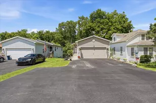 23408 124th St, Salem Lakes, WI 53179 - Photo 3