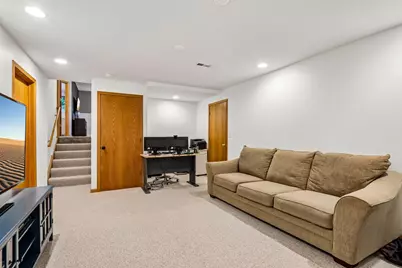 3737  Stillwater Cir, Waukesha, WI 53189 - Photo 33