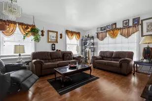 2913 W Glendale Ave, Milwaukee, WI 53209 - Photo 3
