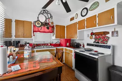 2913 W Glendale Ave, Milwaukee, WI 53209 - Photo 9