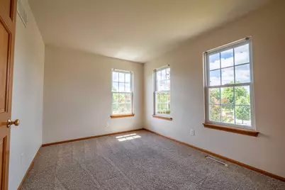 934  Cascade Cir, Hartford, WI 53027 - Photo 43