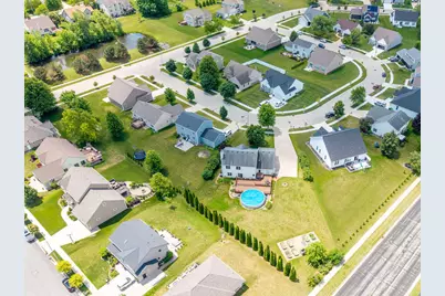 934  Cascade Cir, Hartford, WI 53027 - Photo 55