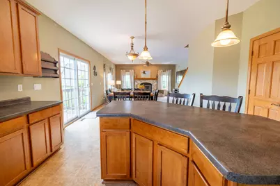 934  Cascade Cir, Hartford, WI 53027 - Photo 33