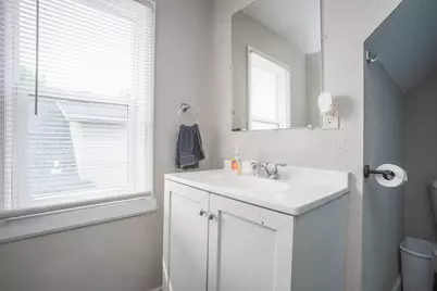 1702  Wisconsin Ave #1704, Beloit, WI 53511 - Photo 11
