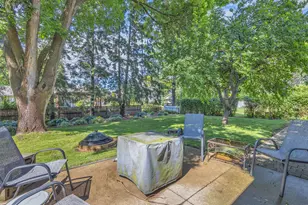 1160 W 19th Ave, Oshkosh, WI 54902 - Photo 17