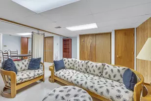 1160 W 19th Ave, Oshkosh, WI 54902 - Photo 9