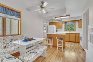 1160 W 19th Ave, Oshkosh, WI 54902 - Photo 7